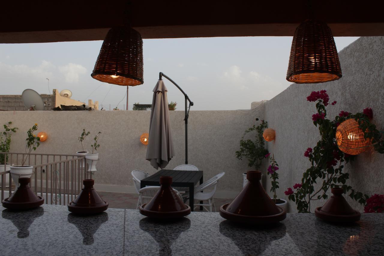 Corner Hostel Marrakech (Adults Only) Marrakesh Luaran gambar